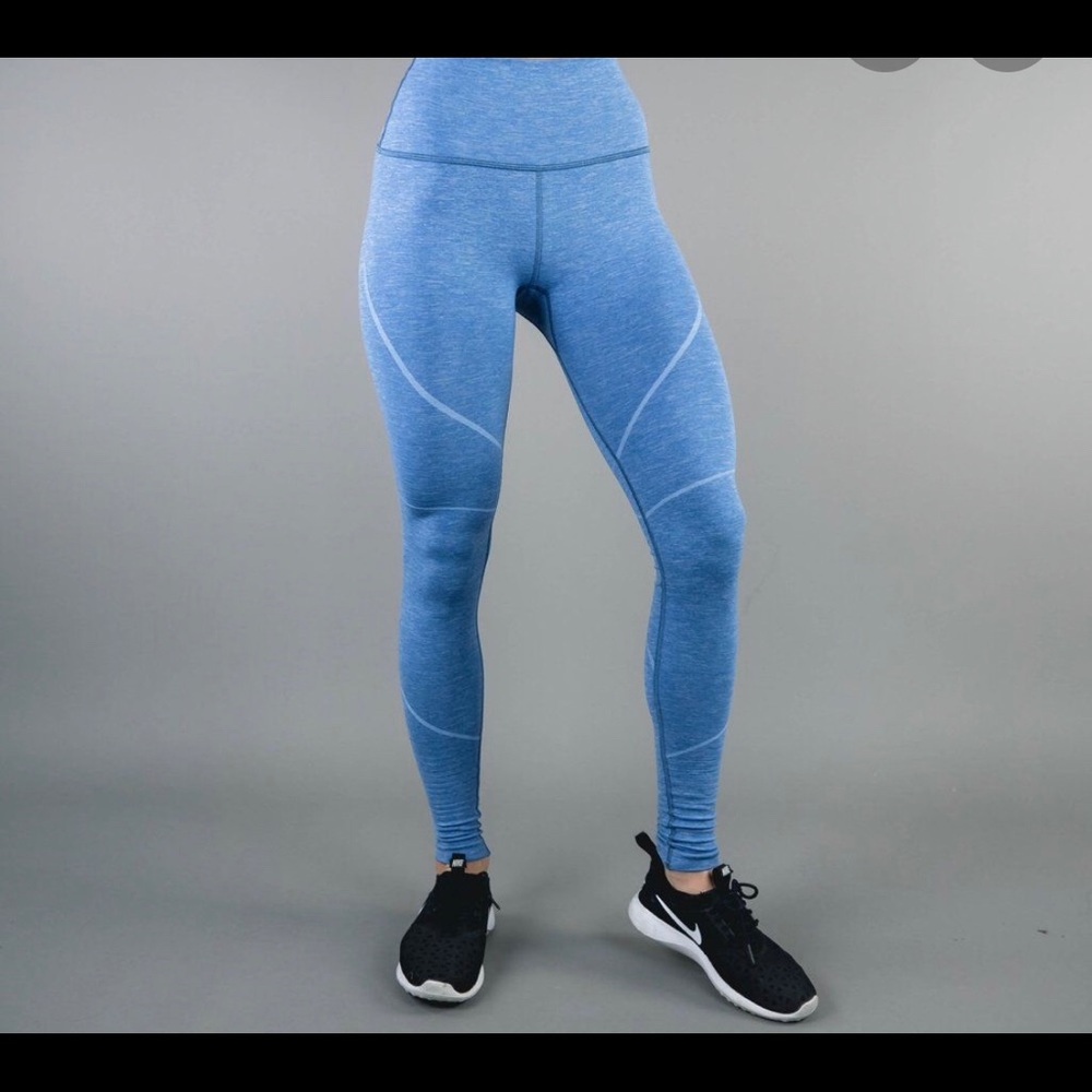 ISO OLDER LAUNCH ALPHALETE LEGGINGS